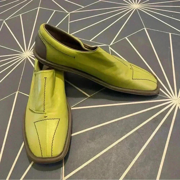 Vintage Prada loafers that look like bowling shoes - Picture 9 of 10